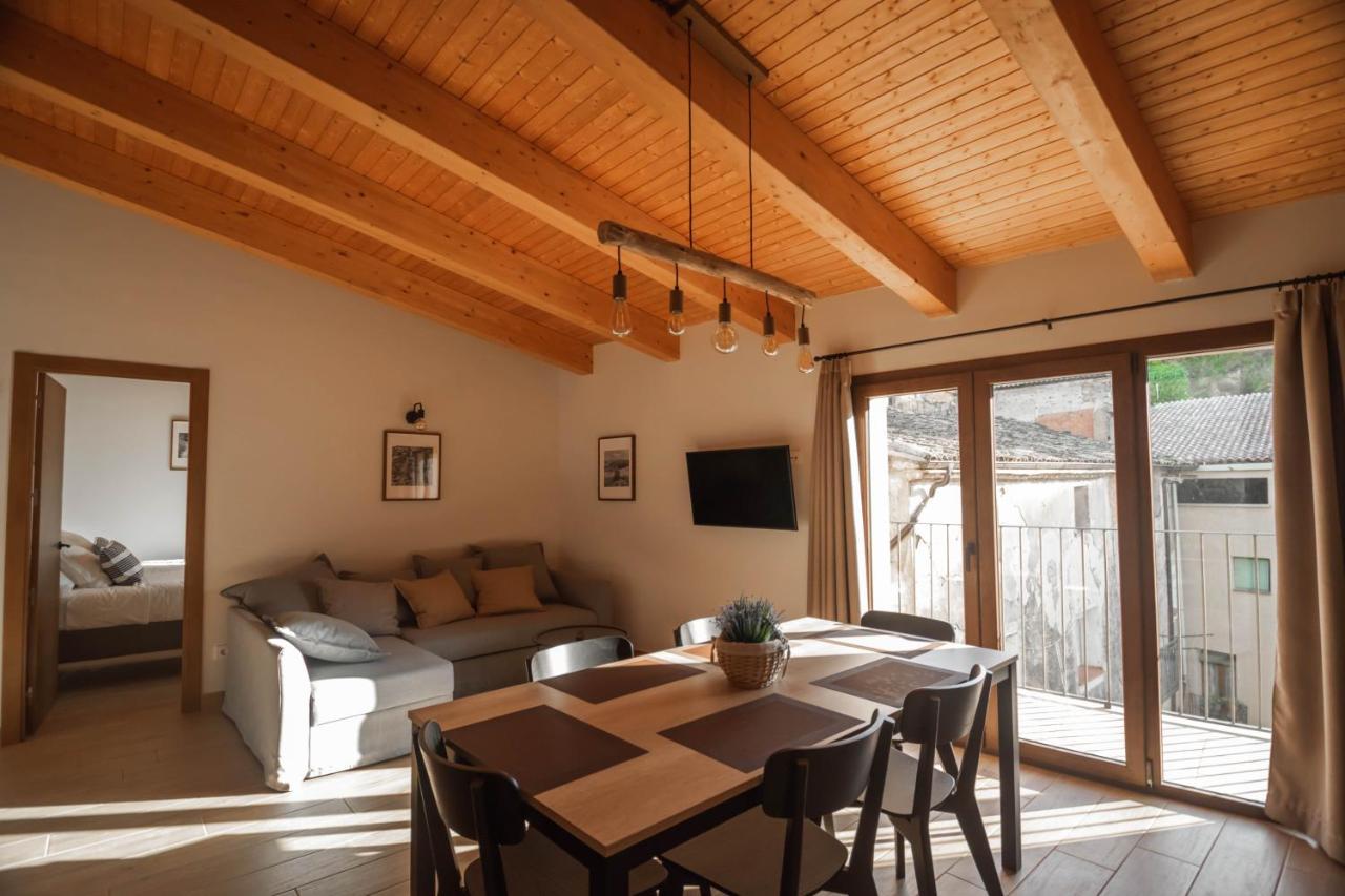 Cal Negret Rural Apartments Alos de Balaguer ภายนอก รูปภาพ