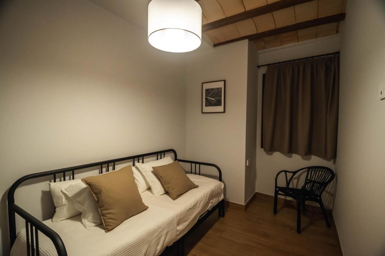 Cal Negret Rural Apartments Alos de Balaguer ภายนอก รูปภาพ