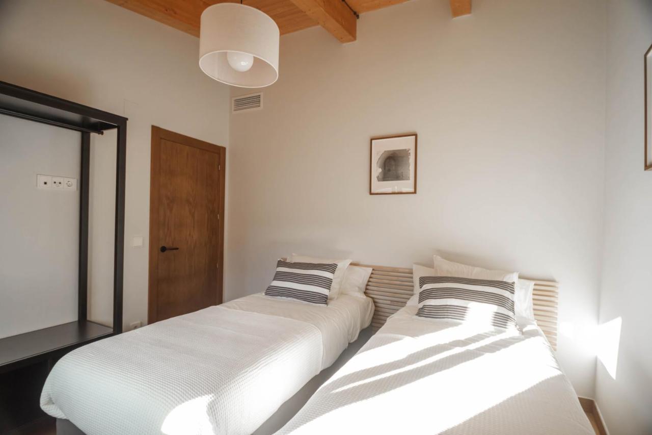 Cal Negret Rural Apartments Alos de Balaguer ภายนอก รูปภาพ
