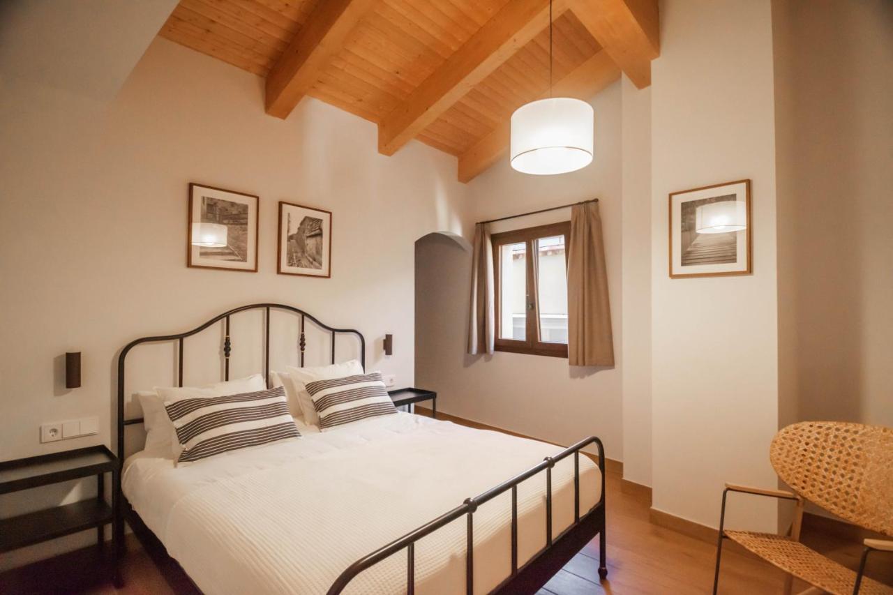 Cal Negret Rural Apartments Alos de Balaguer ภายนอก รูปภาพ